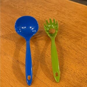 Modern Walmart Set of 2 Reston Lloyd Melamine Ladle and Spaghetti Pasta Server